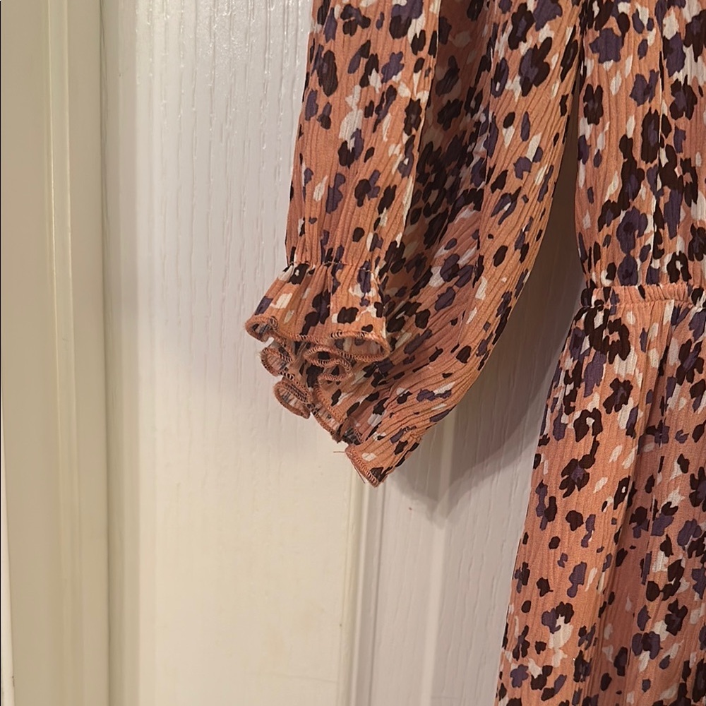 LuLu’s Leopard Print Women's Dress - Picture 4 of 12